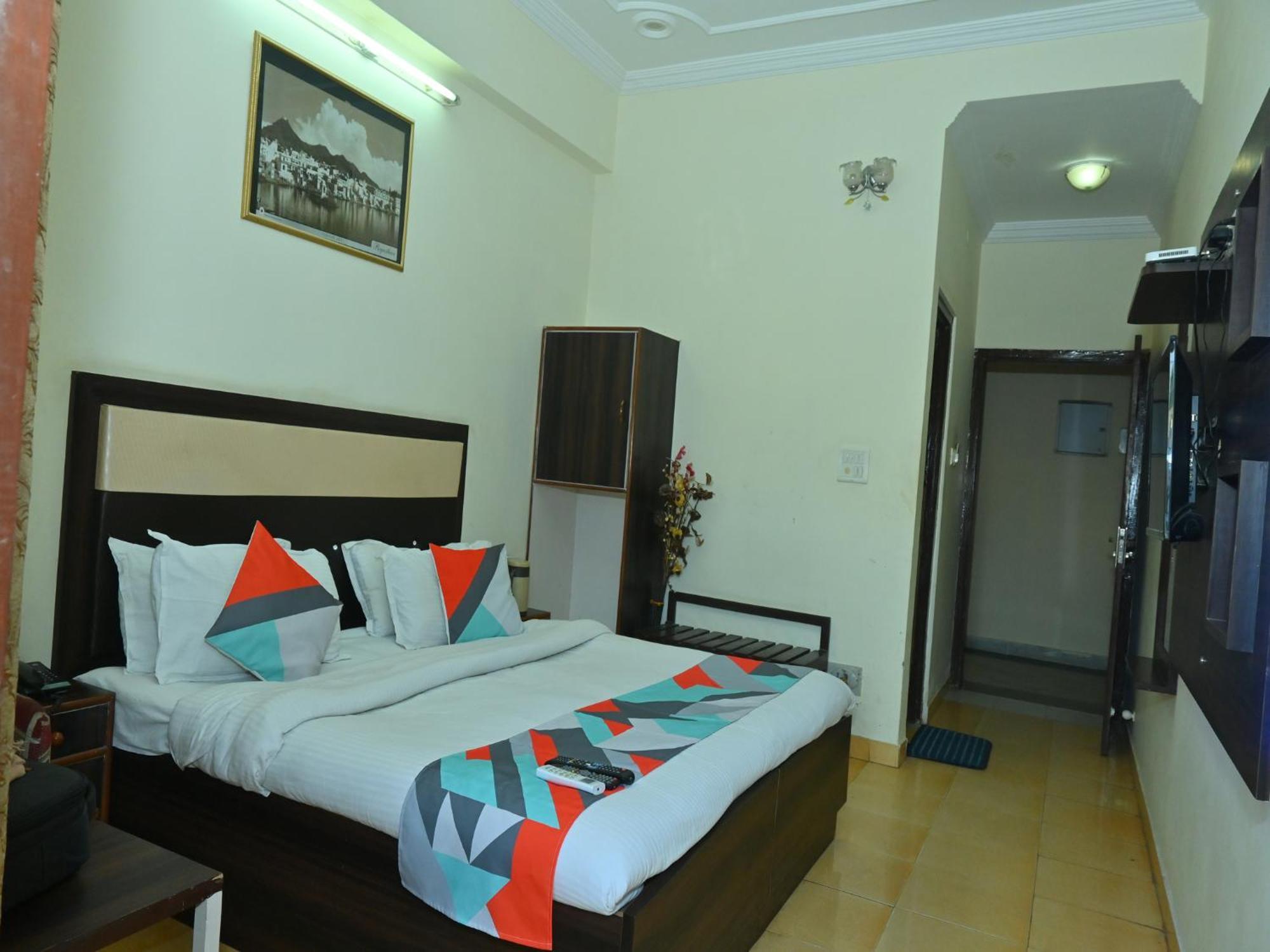 Goyal Plaza Hotel 5 Mint. Waling Distance From Pushkar Lake Екстер'єр фото