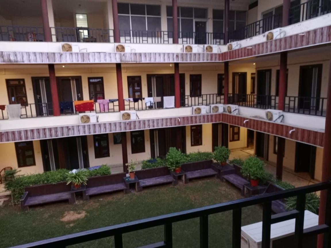 Goyal Plaza Hotel 5 Mint. Waling Distance From Pushkar Lake Екстер'єр фото