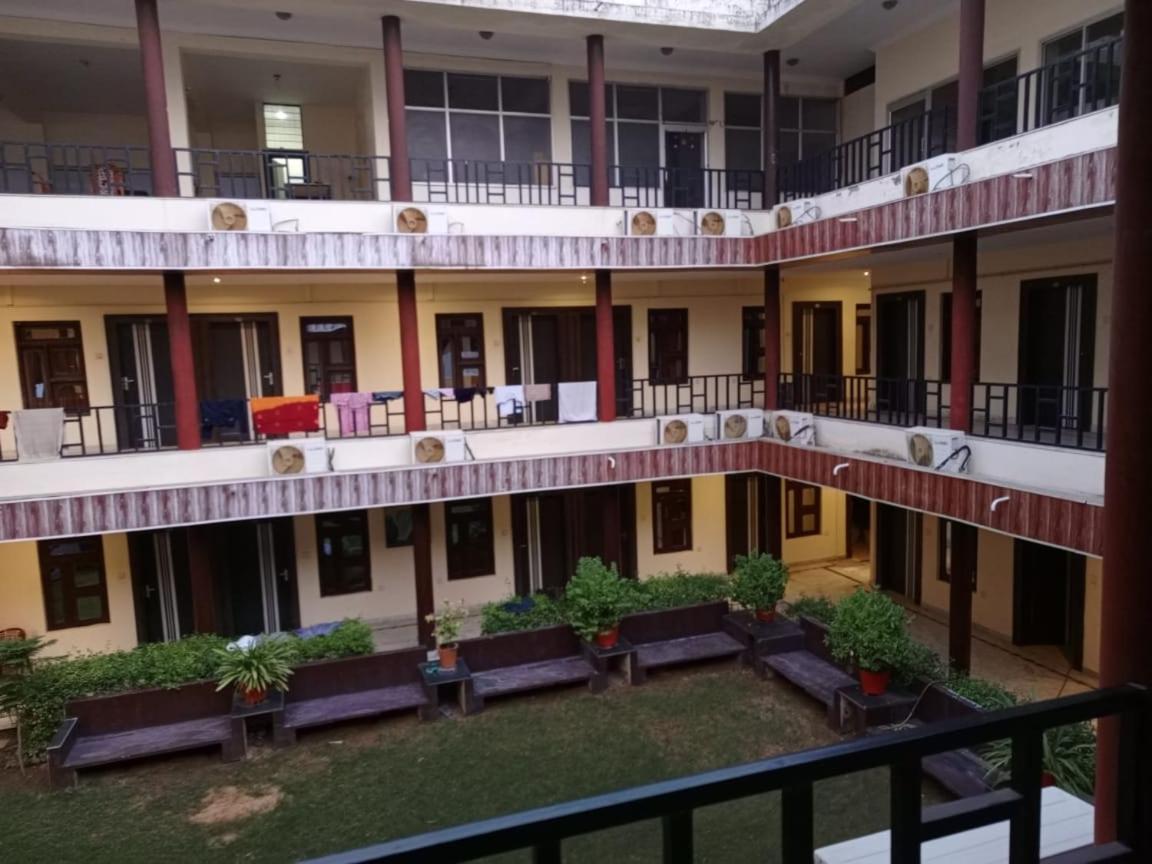 Goyal Plaza Hotel 5 Mint. Waling Distance From Pushkar Lake Екстер'єр фото